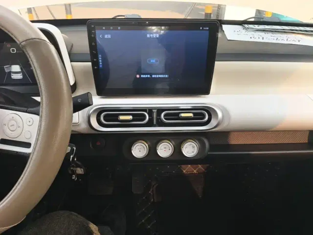 Wuling Hongguang Mini EV — Фото автомобиля 12