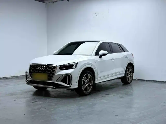 Фотография автомобиля — Audi Q2L