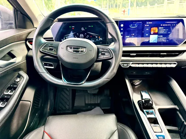 Geely Binrui — Фото автомобиля 12