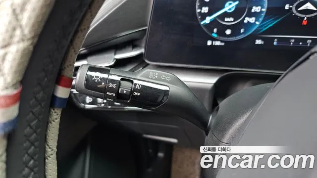 Kia Niro The All New Niro Signature — Фото автомобиля 15