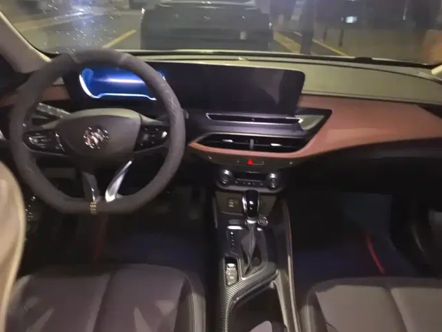 Buick Verano — Фото автомобиля 12