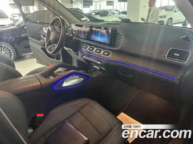 Mercedes-Benz GLE-Class — Фото автомобиля 9