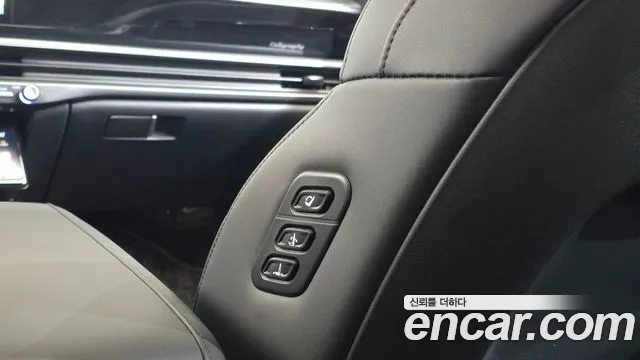 Hyundai Grandeur GN7 — Фото автомобиля 24