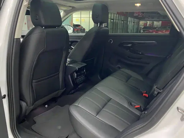 Land Rover Range Rover Evoque — Фото автомобиля 18