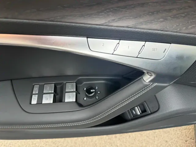 Audi A6L — Фото автомобиля 13