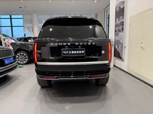 Land Rover Range Rover — Фото автомобиля 25