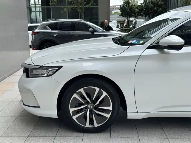 Honda Inspire — Фото автомобиля 5