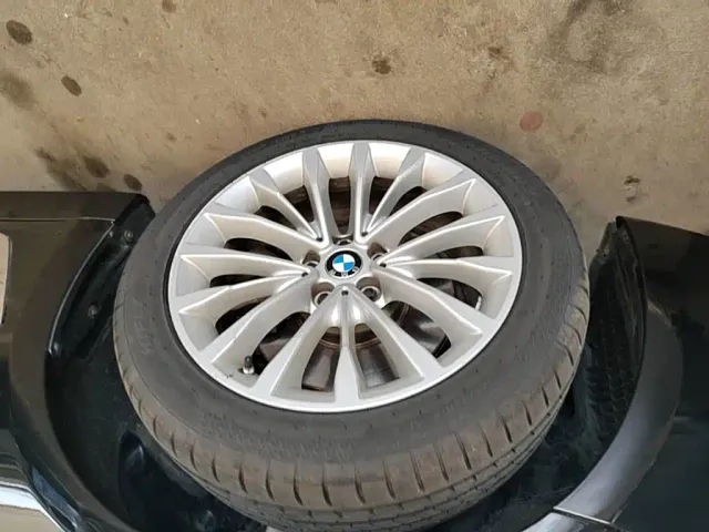 BMW 5 Series — Фото автомобиля 22