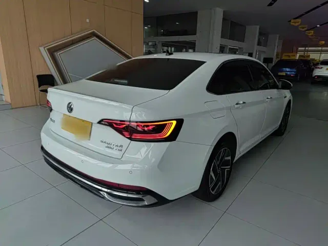 Volkswagen Sagitar — Фото автомобиля 6