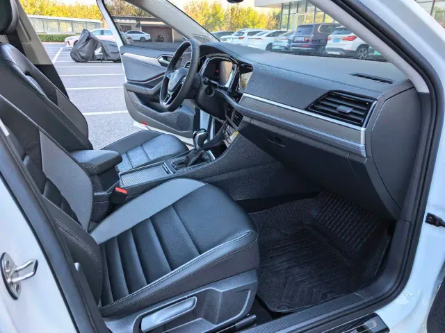 Volkswagen Sagitar — Фото автомобиля 15