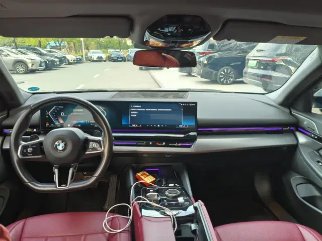 BMW 5 Series — Фото автомобиля 7