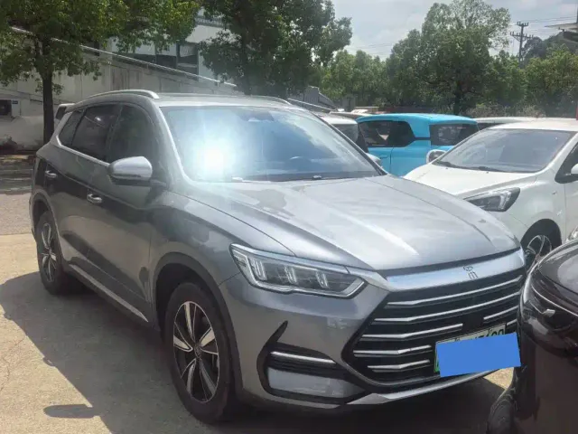 BYD Song Pro — Фото автомобиля 2