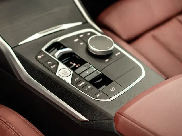 BMW 3 Series — Фото автомобиля 15
