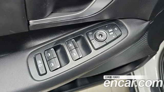 Hyundai Sonata — Фото автомобиля 15