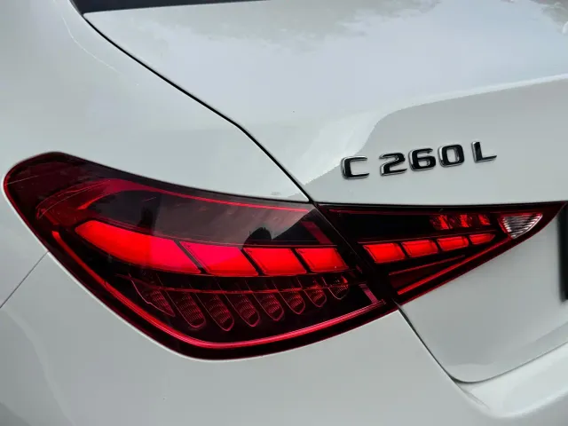 Mercedes-Benz C-Class — Фото автомобиля 22