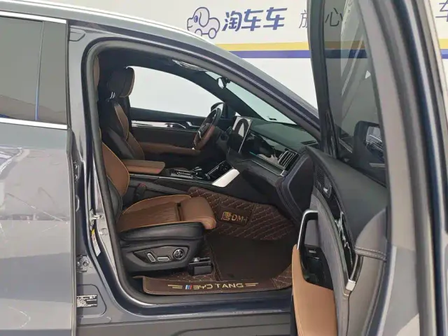 BYD Tang — Фото автомобиля 8