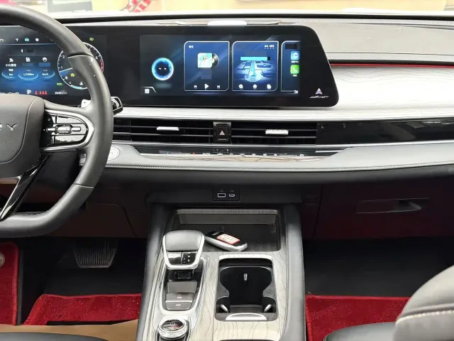 Chery Arrizo 8 — Фото автомобиля 9