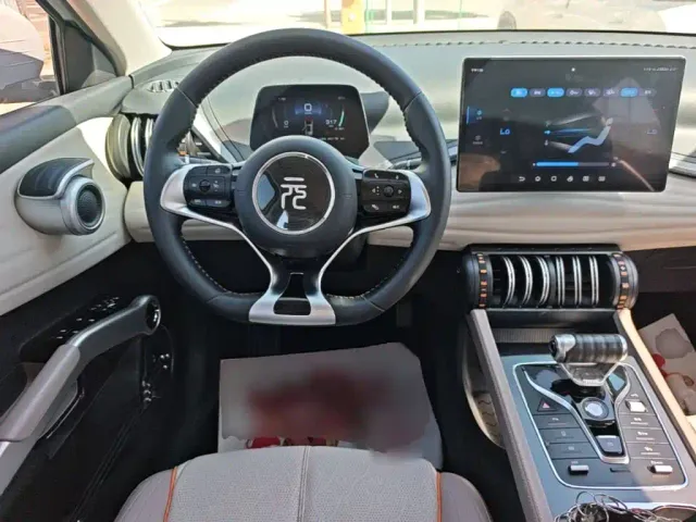 BYD Yuan PLUS — Фото автомобиля 10