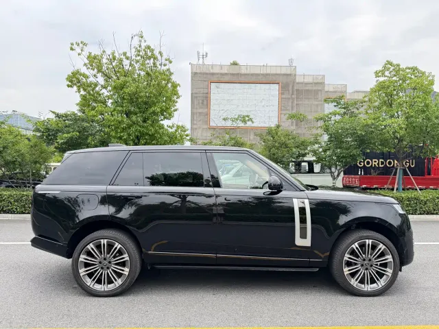 Land Rover Range Rover — Фото автомобиля 4