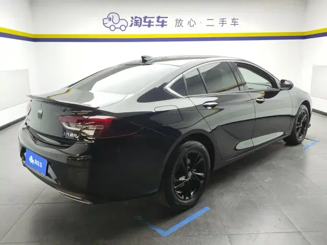 Buick Regal — Фото автомобиля 3