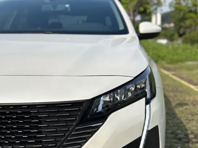 Peugeot 408 — Фото автомобиля 4