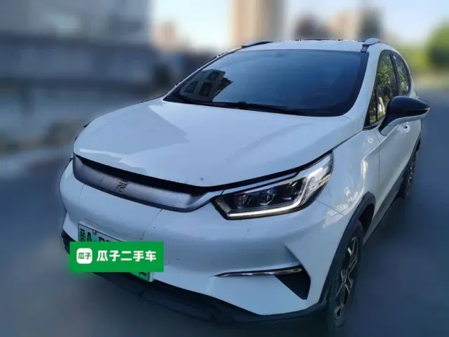 Фотография автомобиля — BYD Yuan Pro