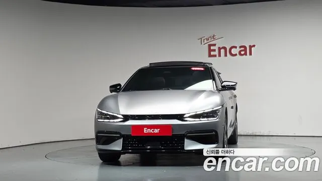 Kia EV6 — Фото автомобиля 3
