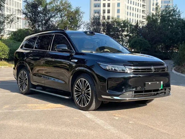 Aito M7 — Фото автомобиля 8