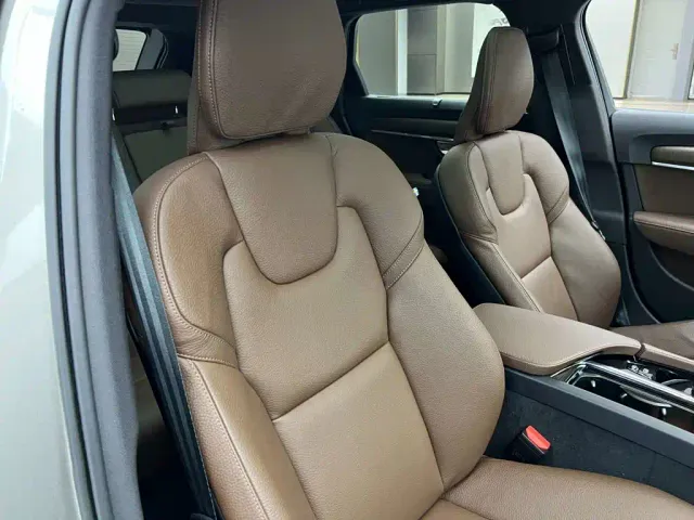 Volvo V90 — Фото автомобиля 23