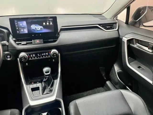 Toyota Wildlander — Фото автомобиля 12