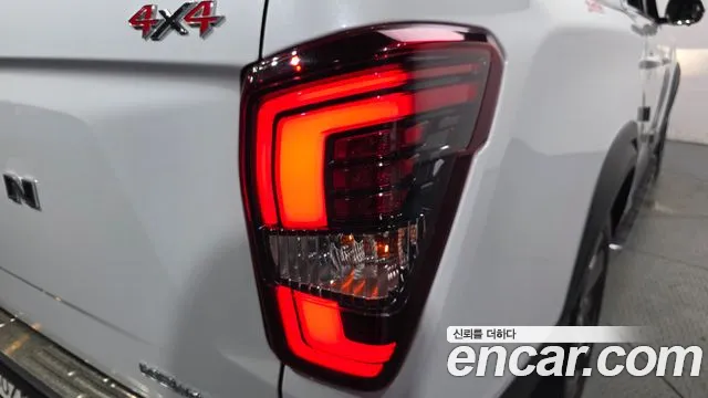 KG_Mobility_Ssangyong Rexton Новый Rexton Sport Khan Дизель 2.2 4WD — Фото автомобиля 23