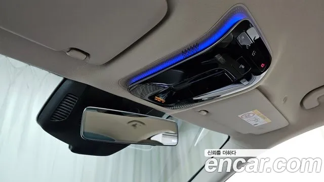 Mercedes-Benz E-Class — Фото автомобиля 17