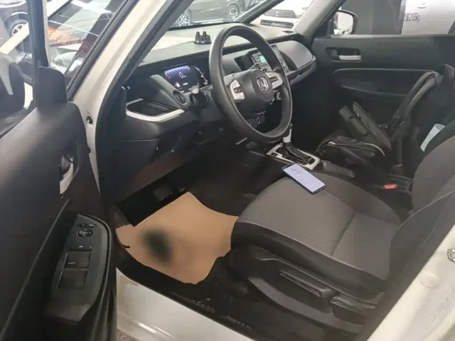 Honda Fit — Фото автомобиля 15