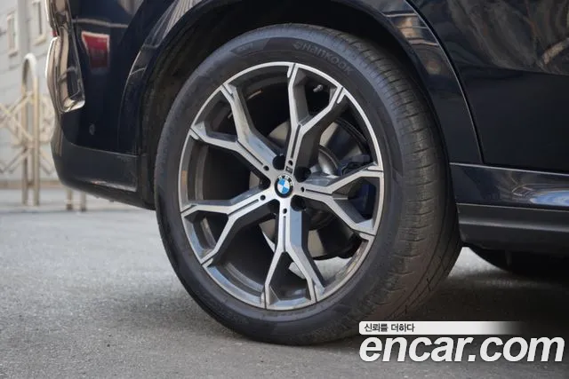 BMW X6 xDrive40i M Sport — Фото автомобиля 2