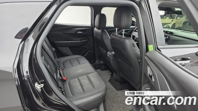 Chevrolet Trailblazer — Фото автомобиля 12