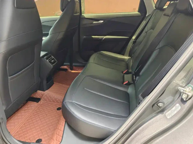 Changan Lamore — Фото автомобиля 14