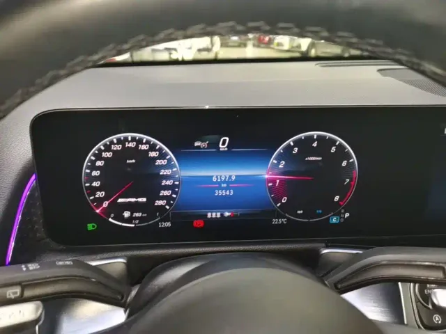Mercedes-Benz GLB AMG — Фото автомобиля 11