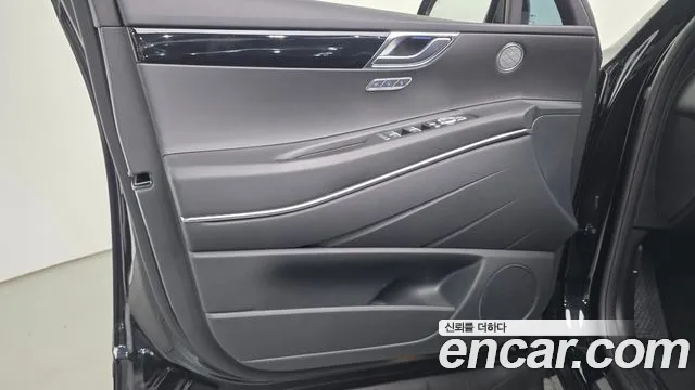 Genesis GV80 2.5T Бензин 2WD — Фото автомобиля 24