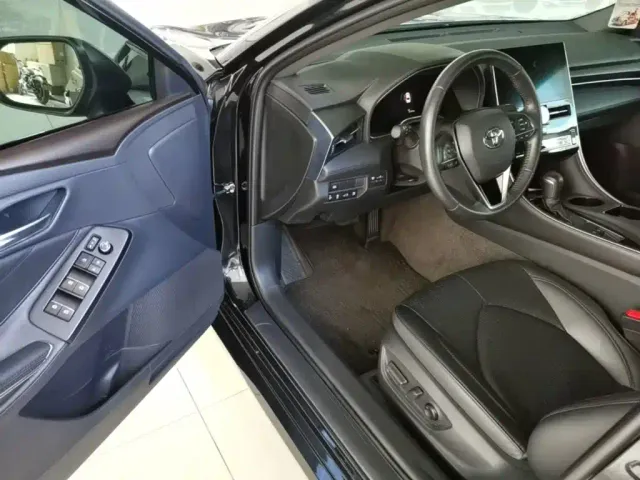 Toyota Avalon — Фото автомобиля 15