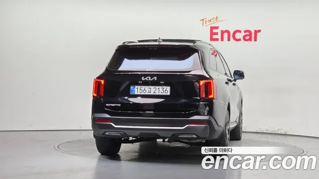 Kia Sorento Дизель 2.2 2WD — Фото автомобиля 3