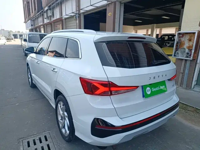 Jetta VS7 — Фото автомобиля 4