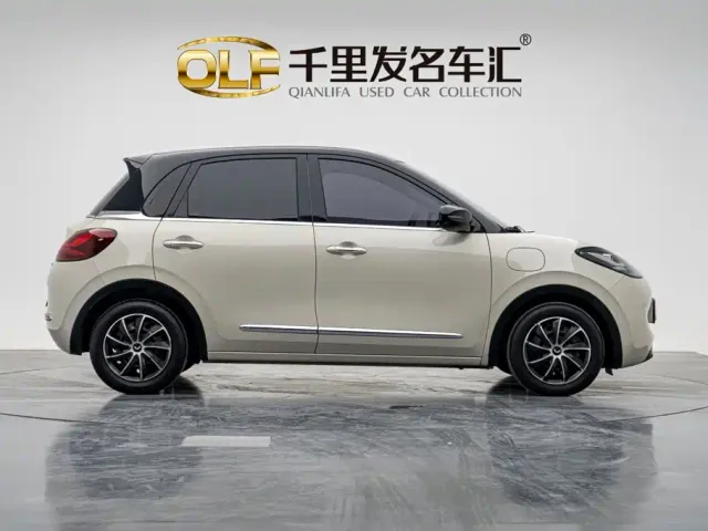 Wuling Bingo — Фото автомобиля 4