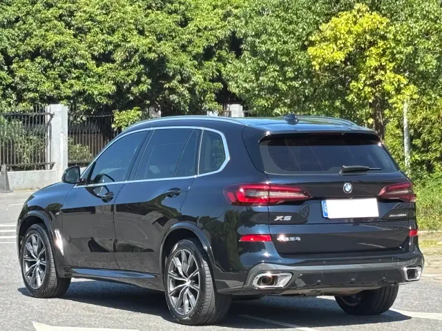 BMW X5 — Фото автомобиля 18