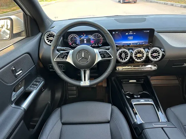Mercedes-Benz GLA-Class — Фото автомобиля 17