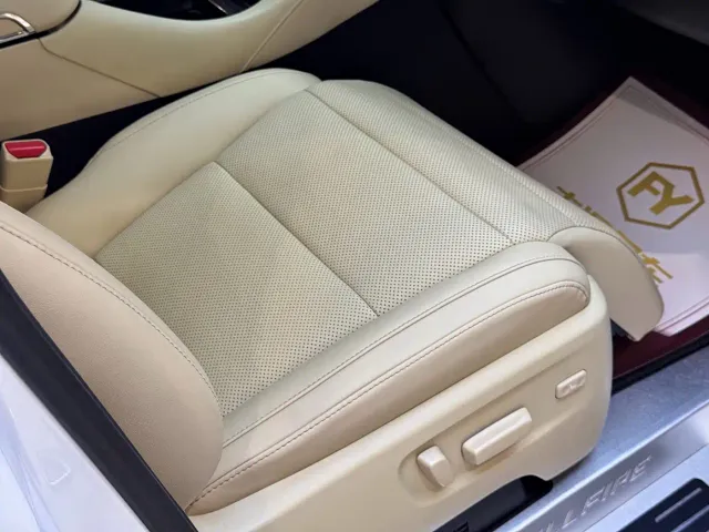 Toyota Vellfire — Фото автомобиля 9