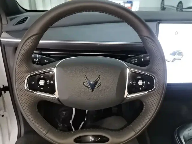 Arcfox Alpha T5 — Фото автомобиля 10