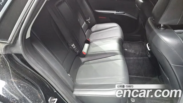 Hyundai Grandeur Grandeur (GN7) — Фото автомобиля 11