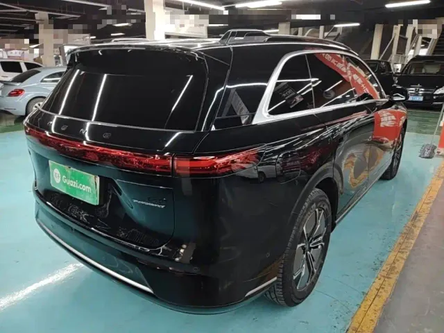 Xpeng G9 — Фото автомобиля 6