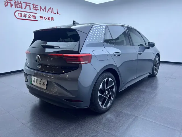 Volkswagen ID.3 — Фото автомобиля 4