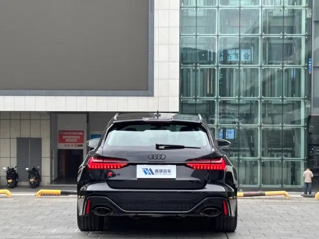 Audi RS 6 — Фото автомобиля 7